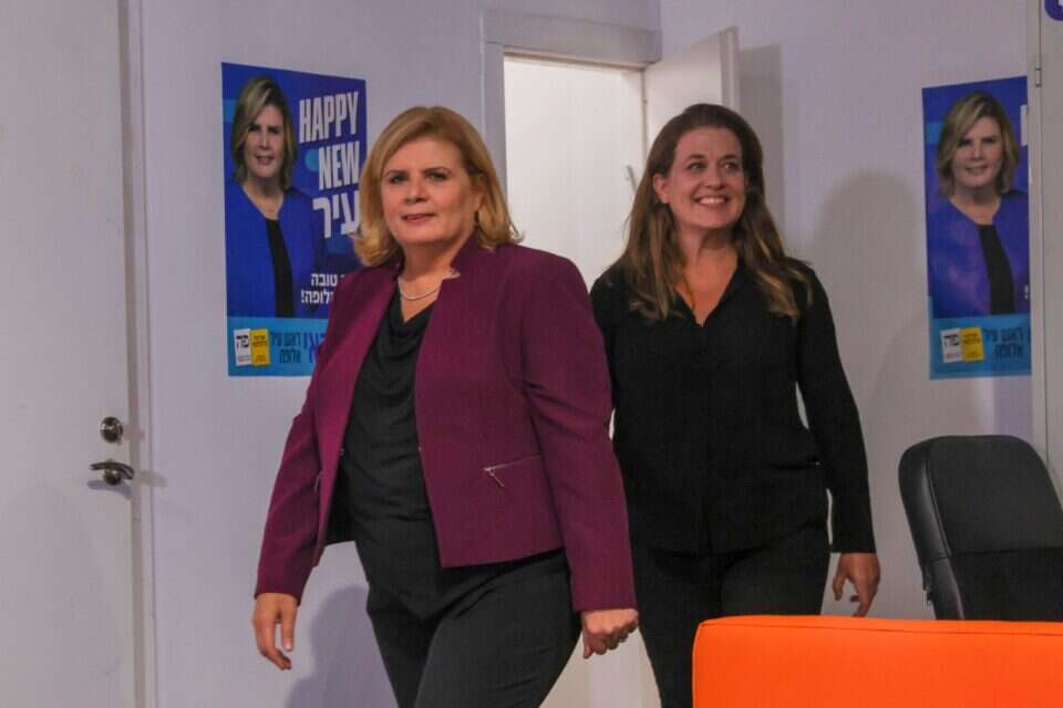 ברביבאי וברנד במסיבת העיתונאים , יהושע יוסף