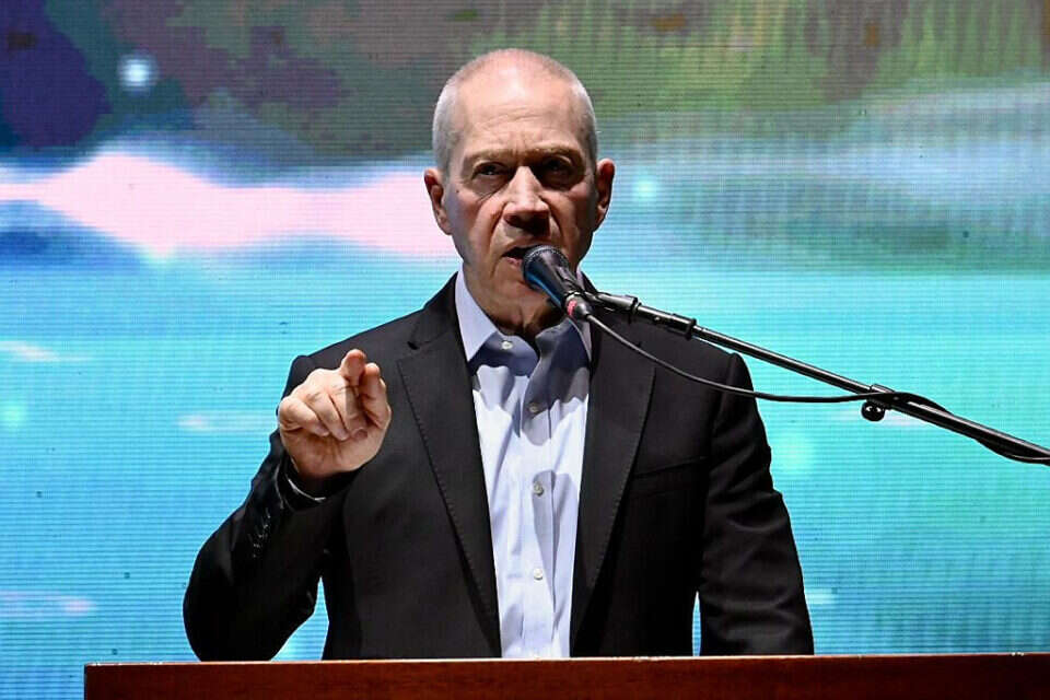 שר הביטחון גלנט