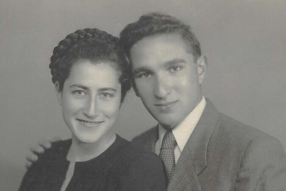 נסגר מעגל. דב ברודר ז"ל ואשתו, בתיה ברודר, 1947 , ללא