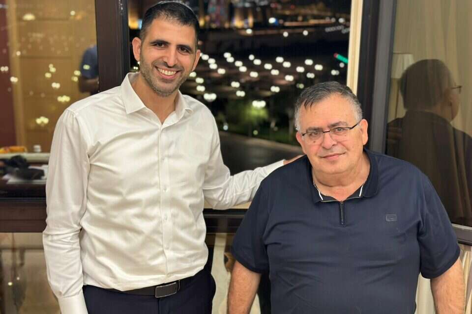 שר התקשורת ד"ר שלמה קרעי וחבר הכנסת, יו"ר ועדת הכלכלה דוד ביטן , דוברות משרד התקשורת