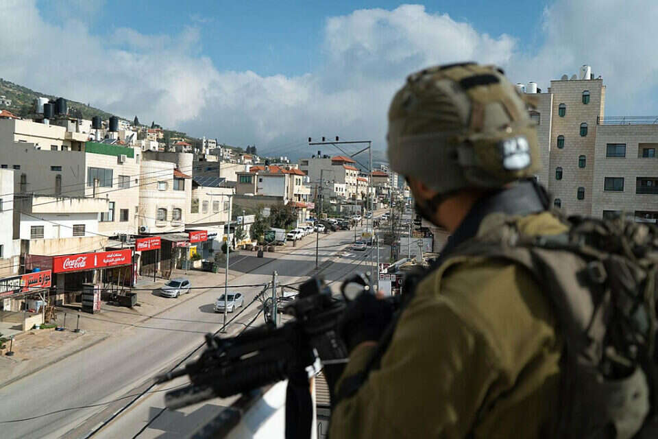 חייל בחווארה