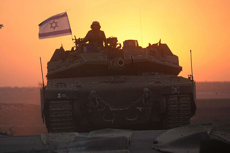טנק ישראלי ברצועת עזה. נערכים לתמרון