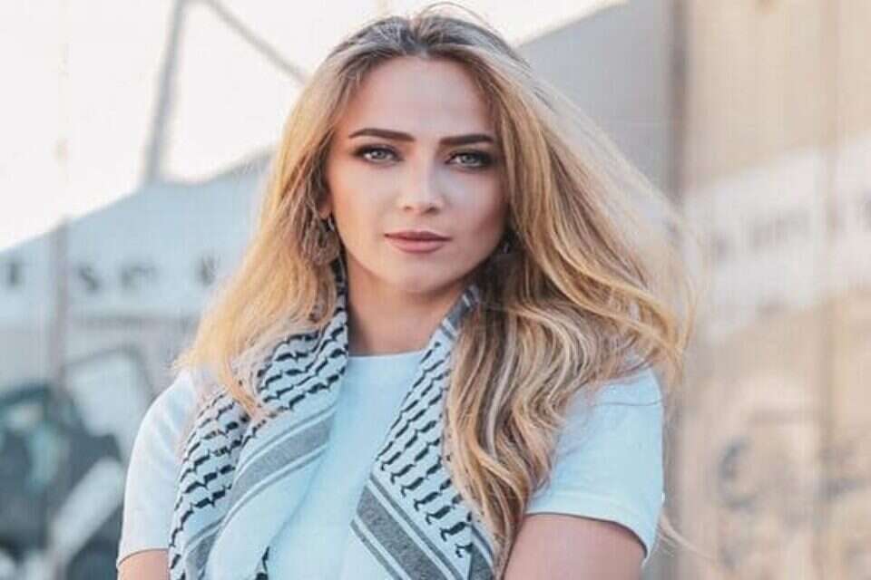 דלאל אבו אמנה , ללא קרדיט