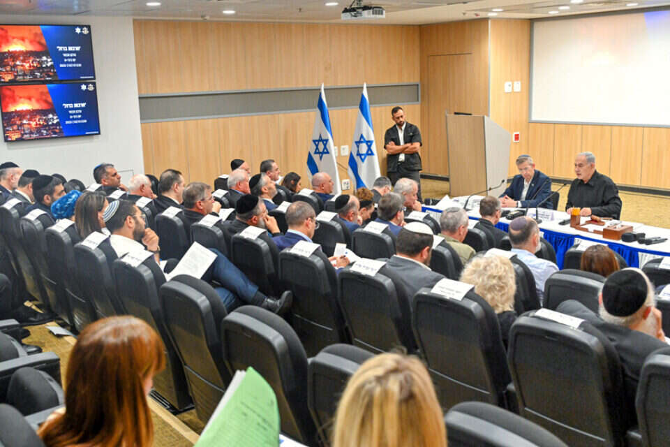 ישיבת הממשלה לאישור מתווה קליטת החטופים , קובי גדעון / לע"מ