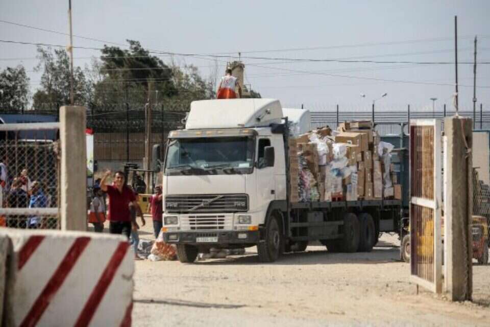 המשאיות בגבול הרצועה , אי.פי
