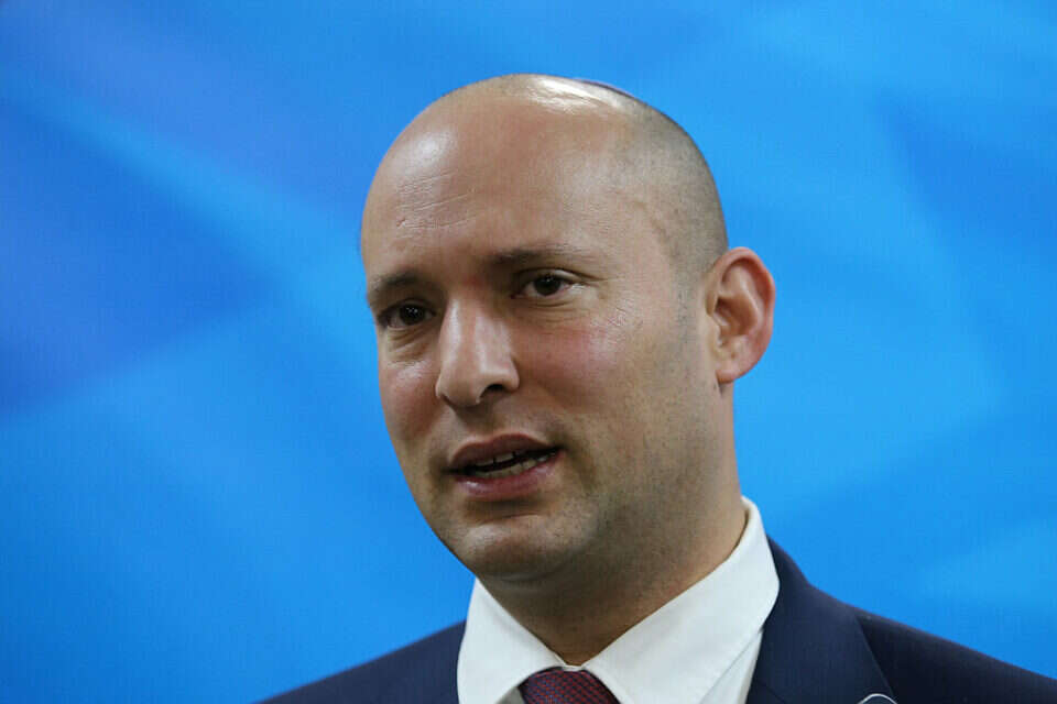 רה"מ לשעבר בנט , אלכס קולומויסקי