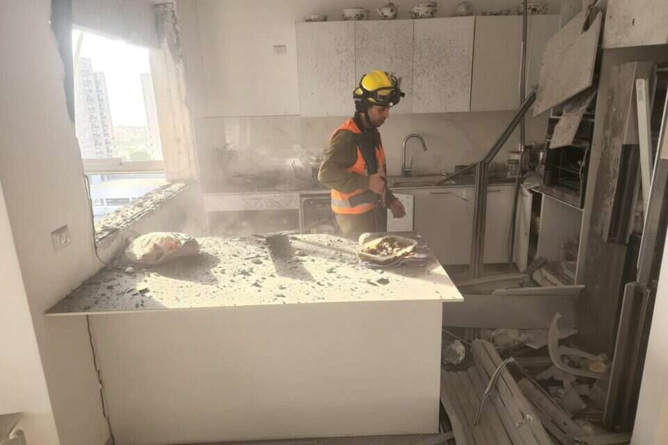 בית באשקלון שספג פגיעה ישירה של רקטה , דוברות פיקוד העורף