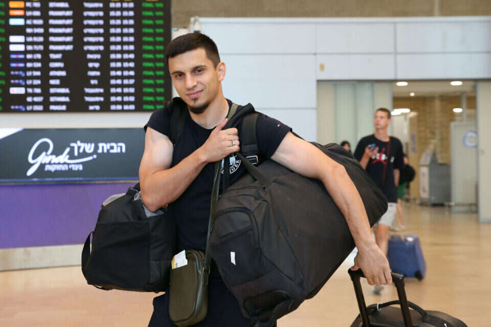 שאפי סולימאנוב בנתב"ג. לא מוזמן לחזור לישראל , אודי ציטיאט