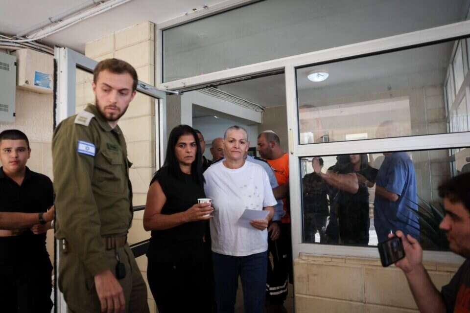 מגי מגידיש בביתה בקריית גת , יונתן זינדל/פלאש90