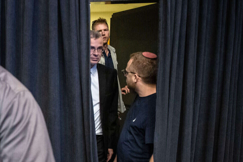 "אם הייתה לי את התמיכה הזו במרץ 23, אף אחד לא היה מעז לעצור את החקיקה" , אורן בן חקון