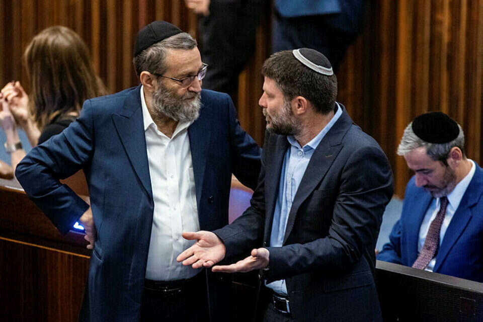 החרדים סירבו להצביע על התקציב - והקואליציה התקפלה