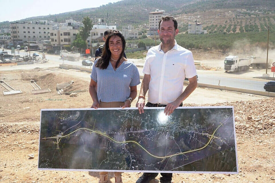 יוסי דגן ומירי רגב
כביש עוקף חווארה , ניב מוסמן / לע"מ