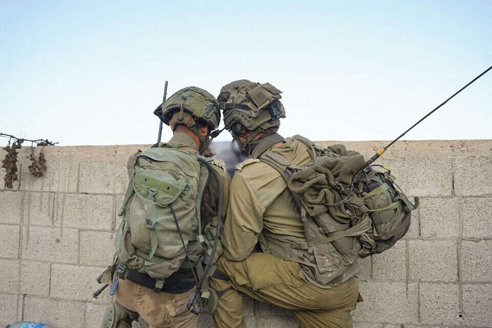 חיילים בלב עזה , דובר צה"ל