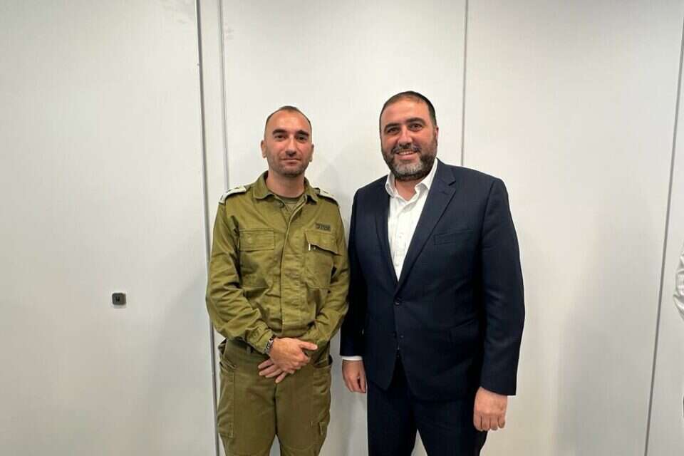 ארבל וחאמד , יח"צ
