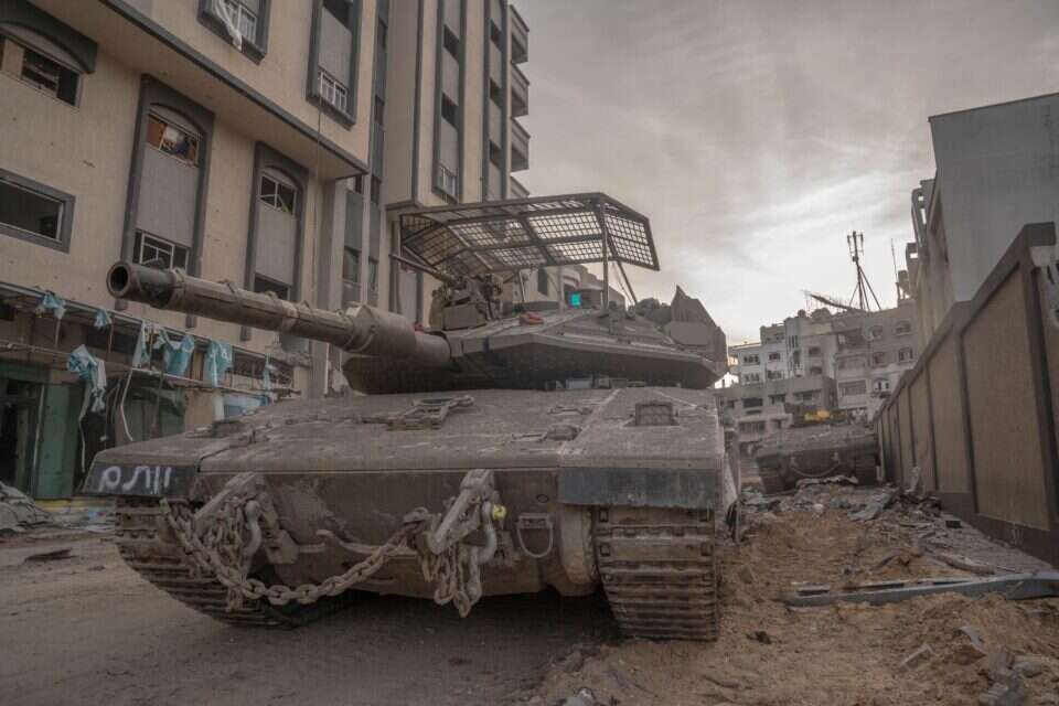 טנק של צה"ל בלב רצועת עזה , דובר צה"ל