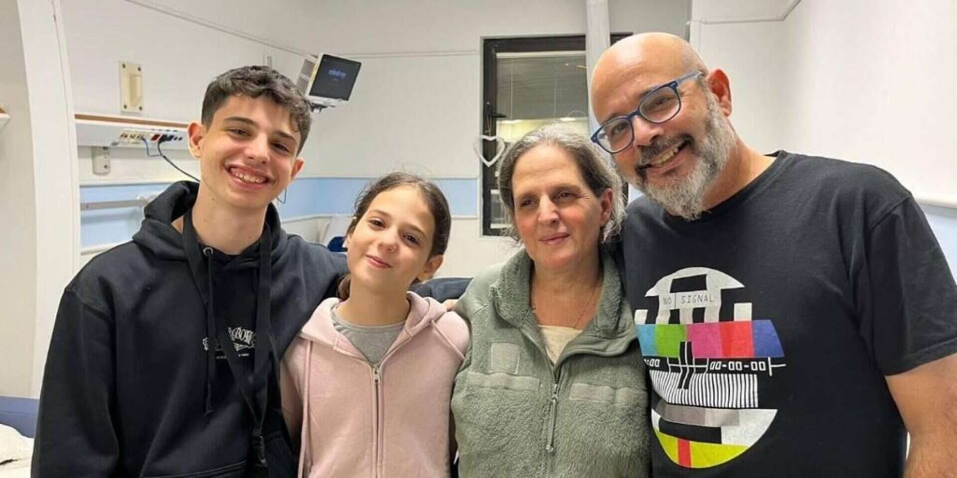 איחוד מרגש. משפחת אביגדורי , ללא