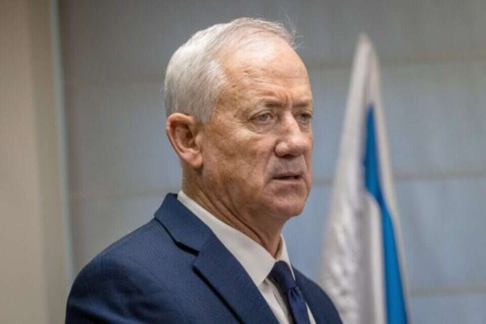 "ראש הממשלה צריך לקרוא לסדר את השר לבט״פ" בני גנץ (ארכיון) , אורן בן חקון