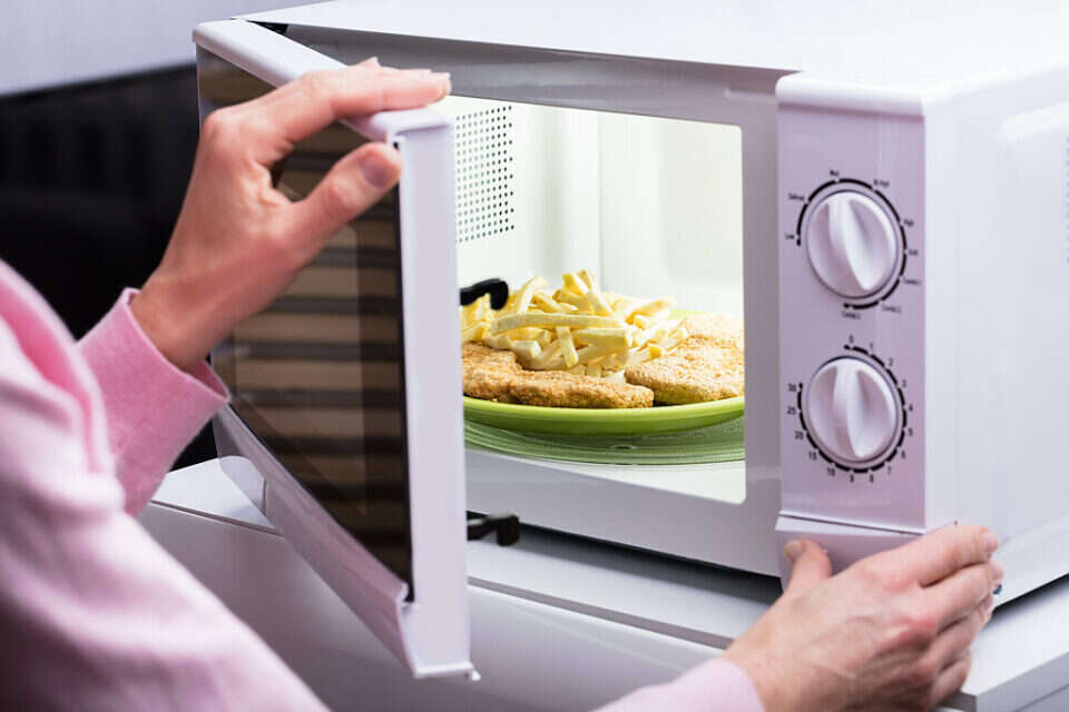 חימום במיקרוגל , GettyImages