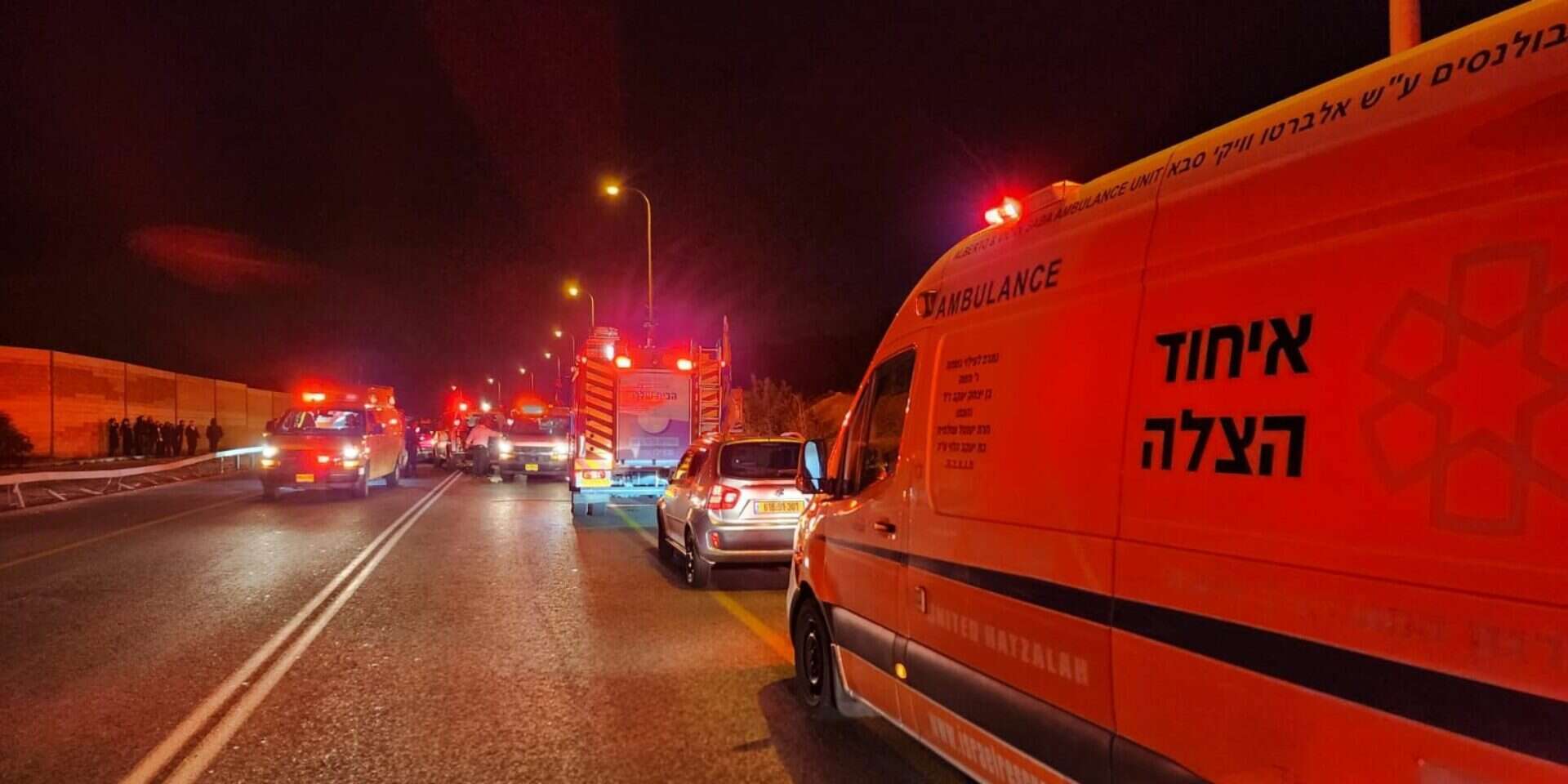 זירת התאונה הקשה בכביש 60 , דוברות איחוד הצלה