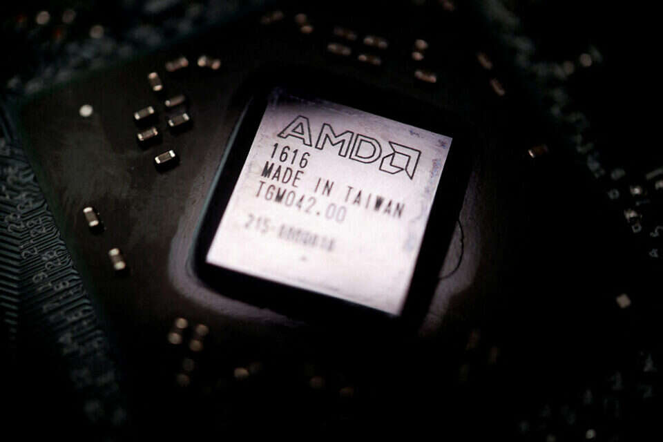 שבב GPU של חברת AMD. נחושים לחזור למשחק של הגדולים , רויטרס