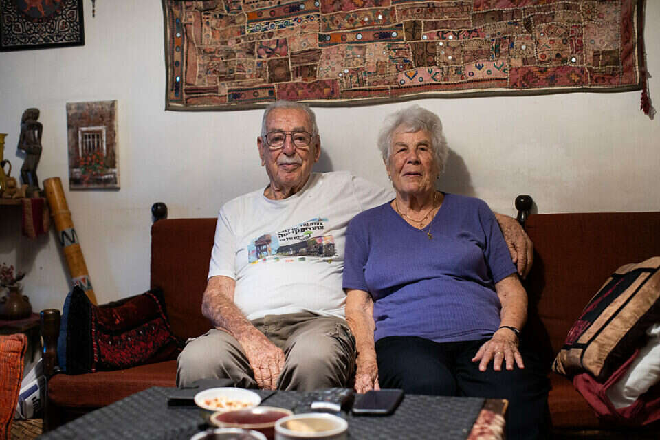 יענקלה ושרה מפונים מנחל עוז
16/11/2023
 , אורן בן חקון