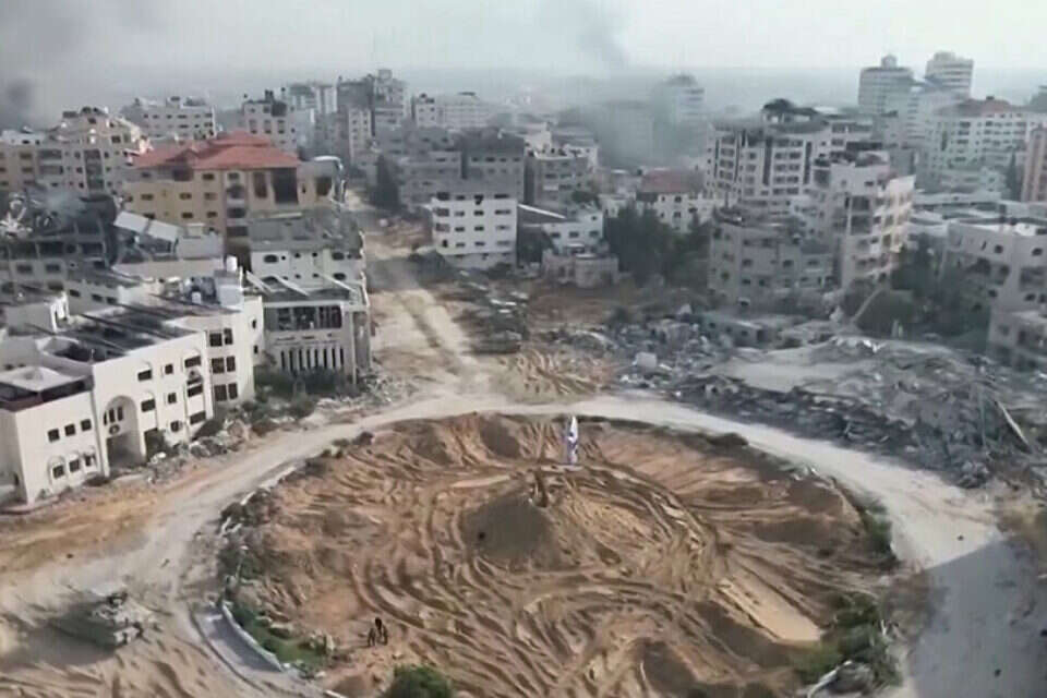 כיכר פלשתין ההרוסה , צילום מסך מתוך חשבון ה-X של clash report