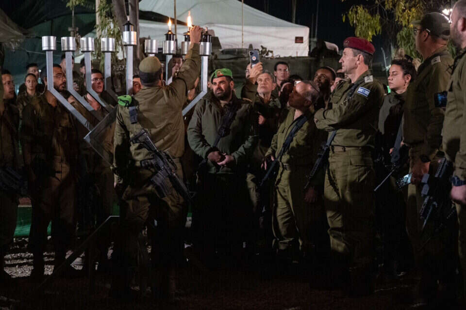חיילי צה"ל בהדלקת נרות עם הרמטכ"ל, השנה , דובר צה"ל