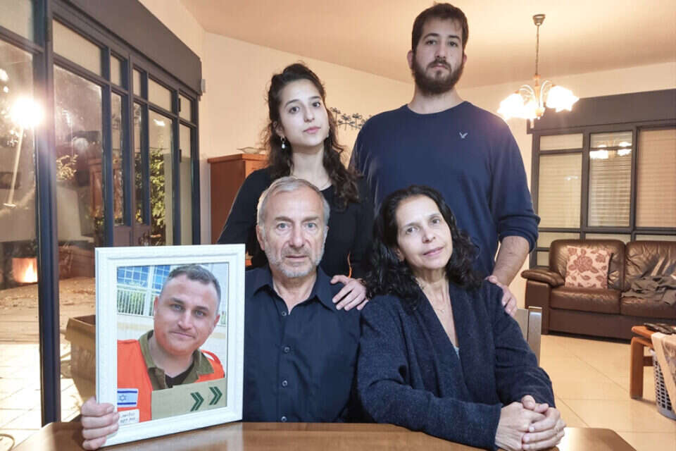 משפחתו של יובל דורון קסטלמן ז"ל
האבא משה, האמא תמר, הבת נגה, האח שקד , אריק סולטן
