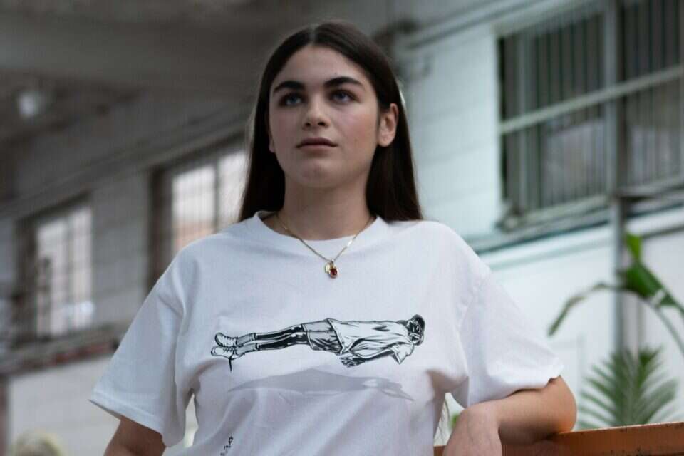 חולצה בעיצוב פילפלד ל-unitee , תום ניפקר