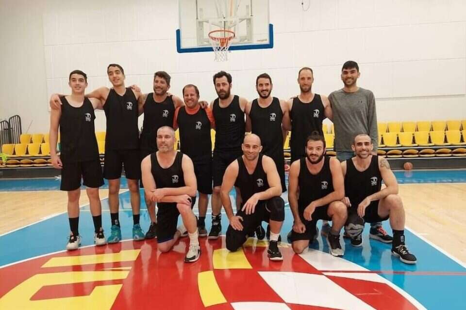 הפועל כפר עזה. כמעט חצי קבוצה איננה , הפועל כפר עזה