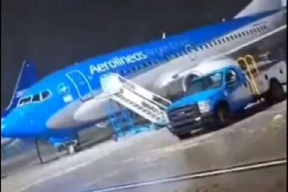 המטוס של חברת אארולינאס ארחנטינס , שימוש לפי סעיף 27 א' בחוק זכויות היוצרים