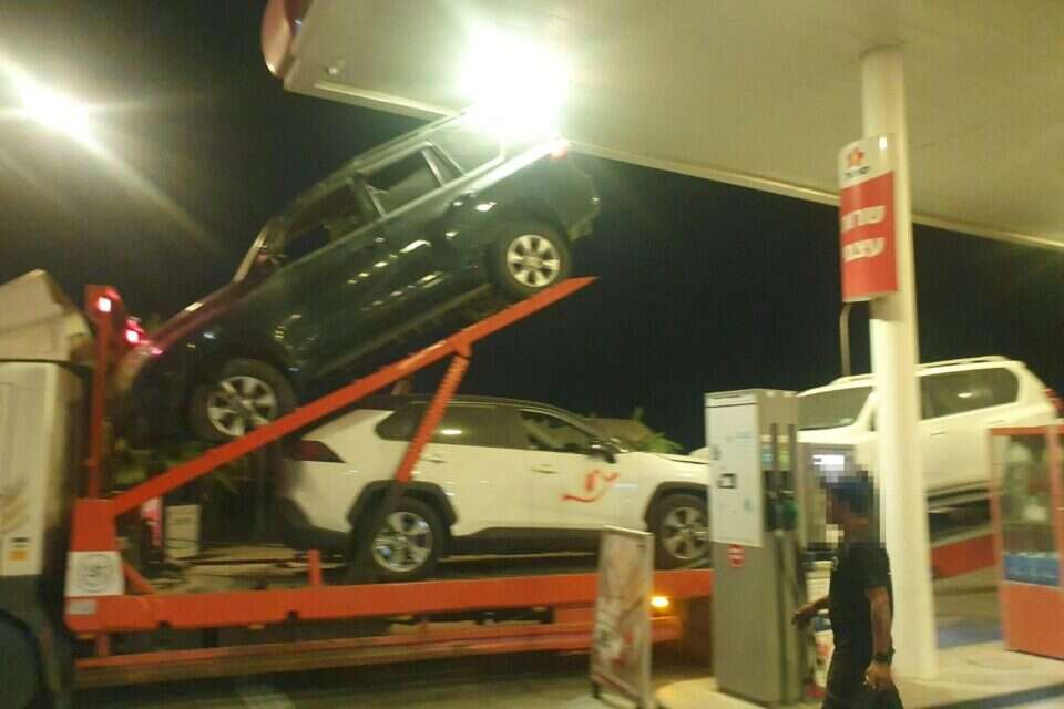חילוץ רכבים גנובים מקיבוץ בארי , דוברות משטרת ישראל