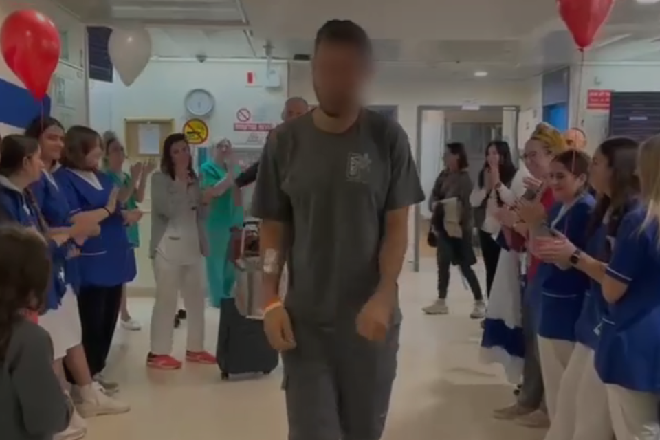 ר' משתחרר מבית החולים , שערי צדק