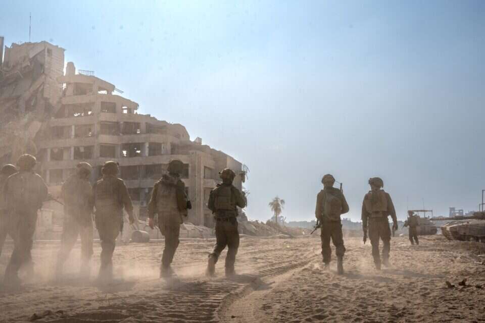 במוד'יס מעריכים: סביבת הביטחון הירודה מרמזת על עלייה בסיכונים החברתיים וכן מאותתת על חולשתם של הרשות המחוקקת והמבצעת. כל אלו משפיעים לרעה על הדירוג , דובר צה"ל