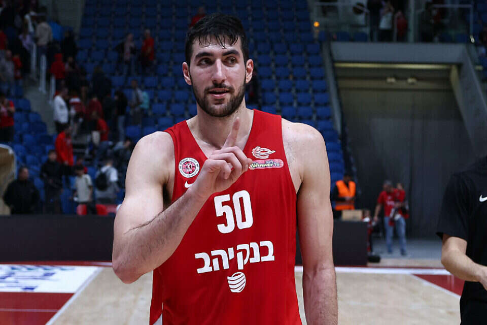 יובל זוסמן. מחזיקת הגביע תפתח את האימונים בבולגריה , דני מרון