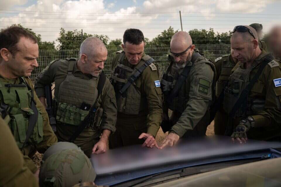 הרצי הלוי בשטח. נמנע ככל האפשר ממפגש עם השרים , דובר צה"ל