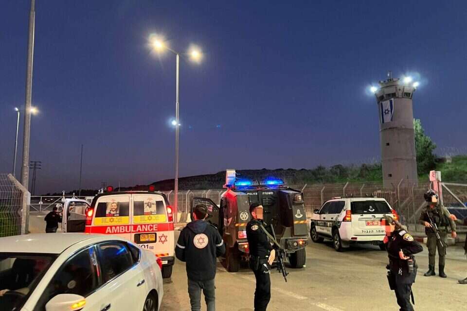 זירת פיגוע הדריסה בעוטף ירושלים , תיעוד מבצעי מד"א