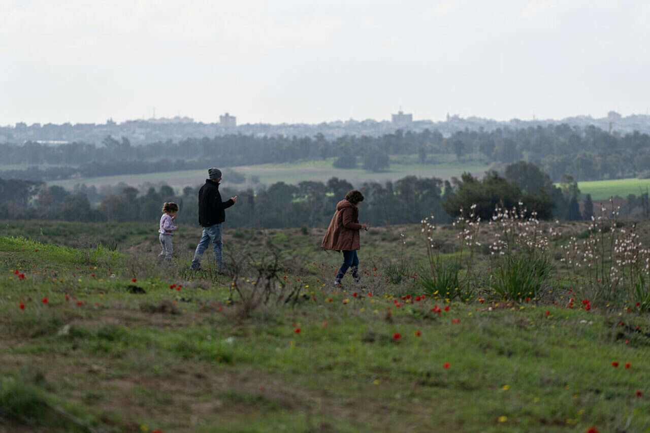 "We don't have warning time, and we have to get used to it": the families who chose the north at the height of the war