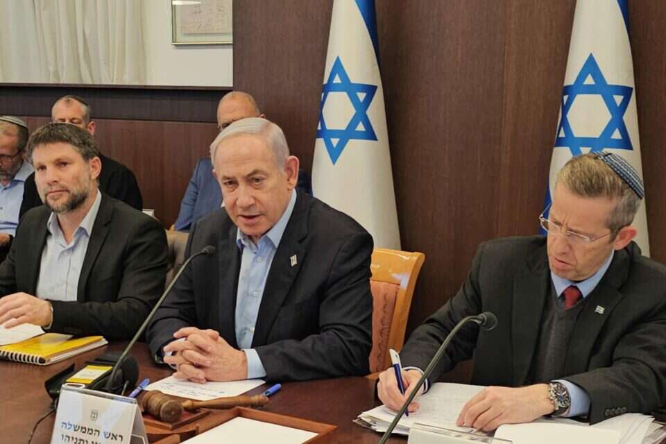 ישיבת הממשלה לאישור התקציב , דוברות ראש הממשלה