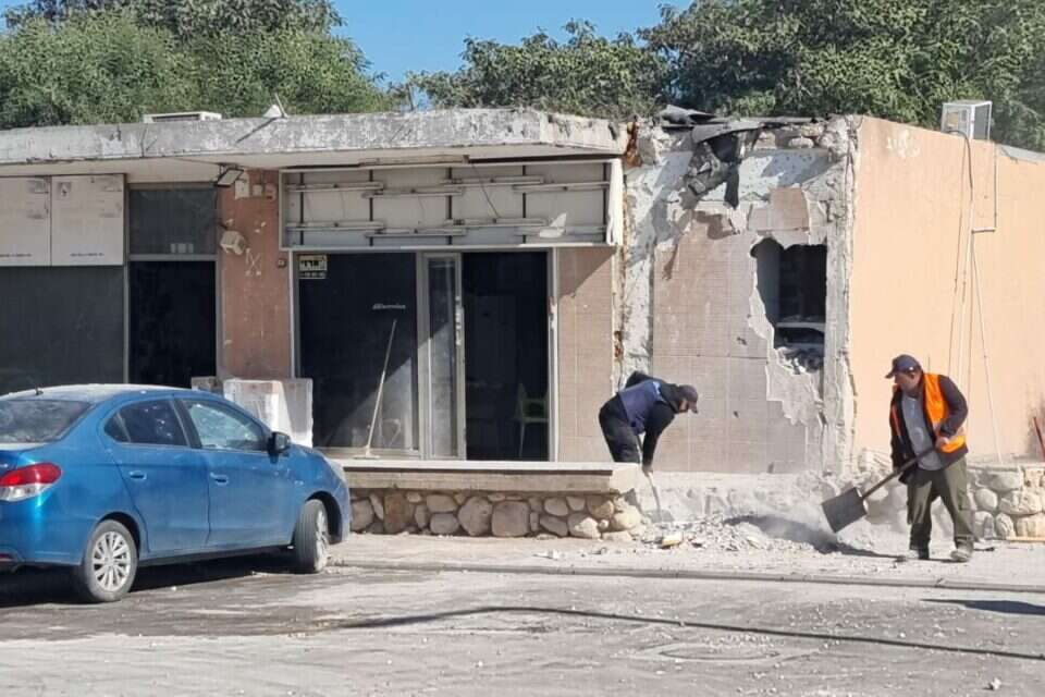 הפגיעה הישירה בחנות בנתיבות , דודו גרינשפן