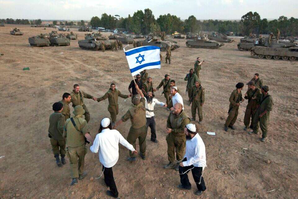 סולידריות במלחמה , רויטרס