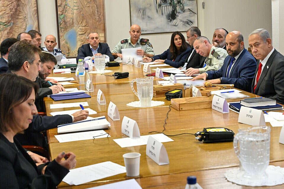 ישיבת קבינט ביטחוני מדיני בקריה (ארכיון) , קובי גדעון/לע"מ
