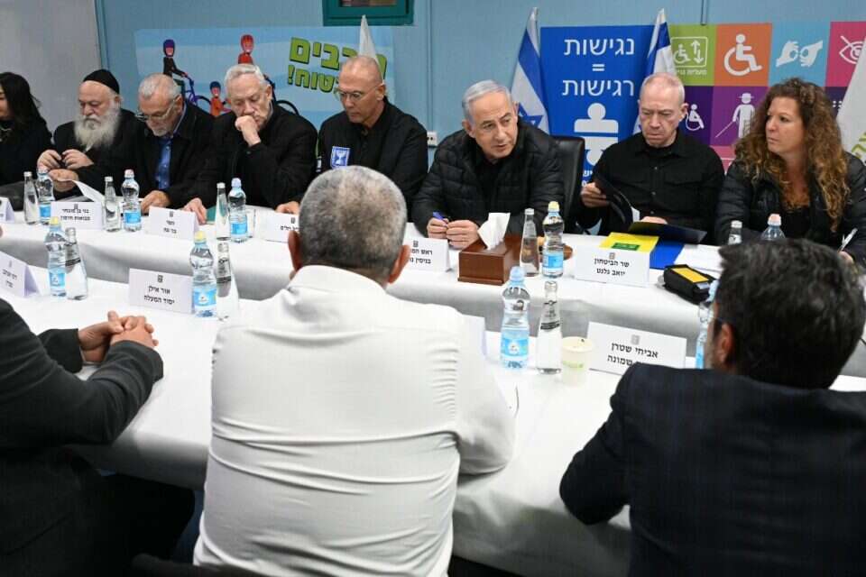 ראש הממשלה וחברי הקבינט עם ראשי רשויות מהצפון , חיים צח /לע"מ