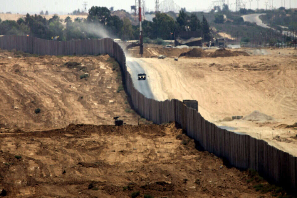 כמו חור בדלי: מה עושים עם ציר פילדלפי? | ישראל היום