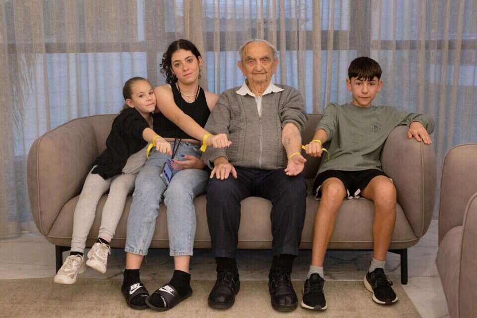 איתן יהלומי, אביגדור נוימן, דפנה אליקים ואלה אליקים , ספיר מועלם