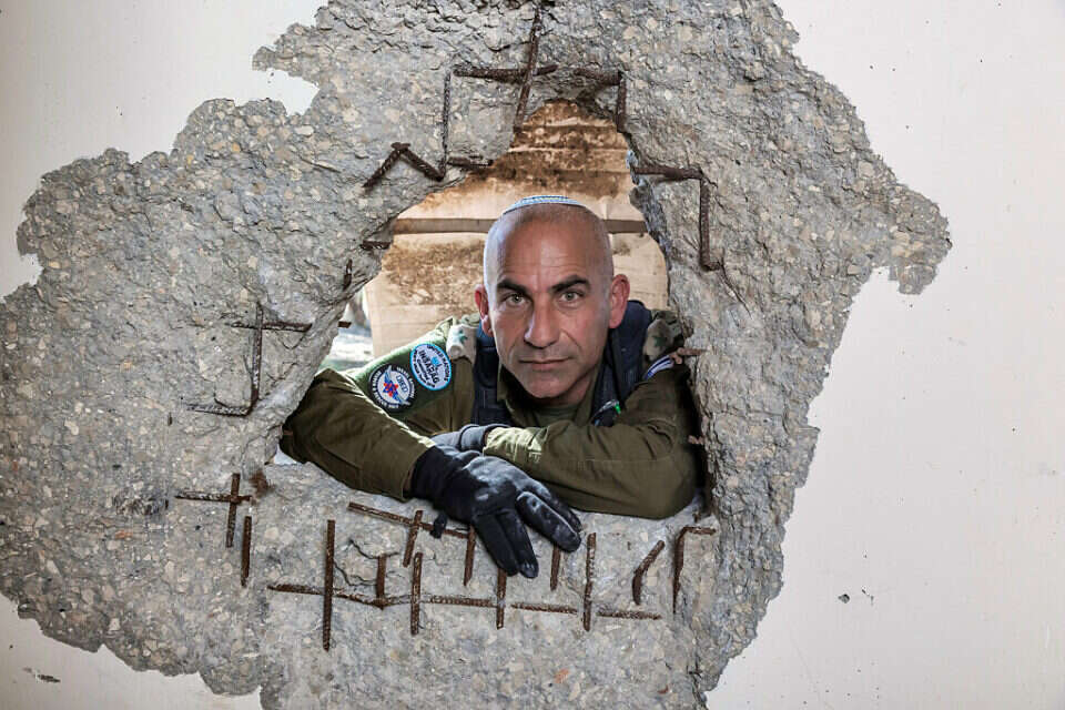 אל"מ (במיל') גולן ואך , יהושע יוסף