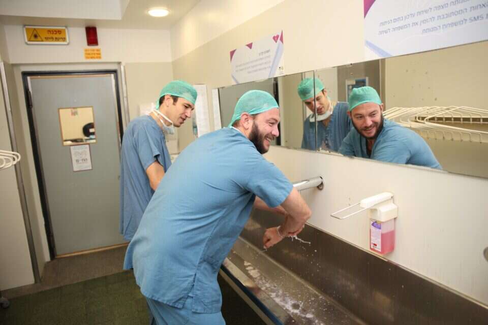 עוז זהבי באיכילוב , אור גפן