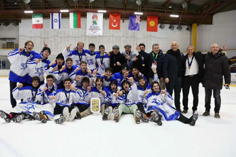 נבחרת ישראל בהוקי קרח. די לאפליה , kostadin andonov IIHF