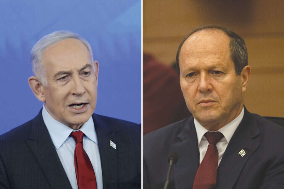 שר הכלכלה, ניר ברקת, וראש הממשלה, בנימין נתניהו , אורן בן חקון ותומר אפלבאום