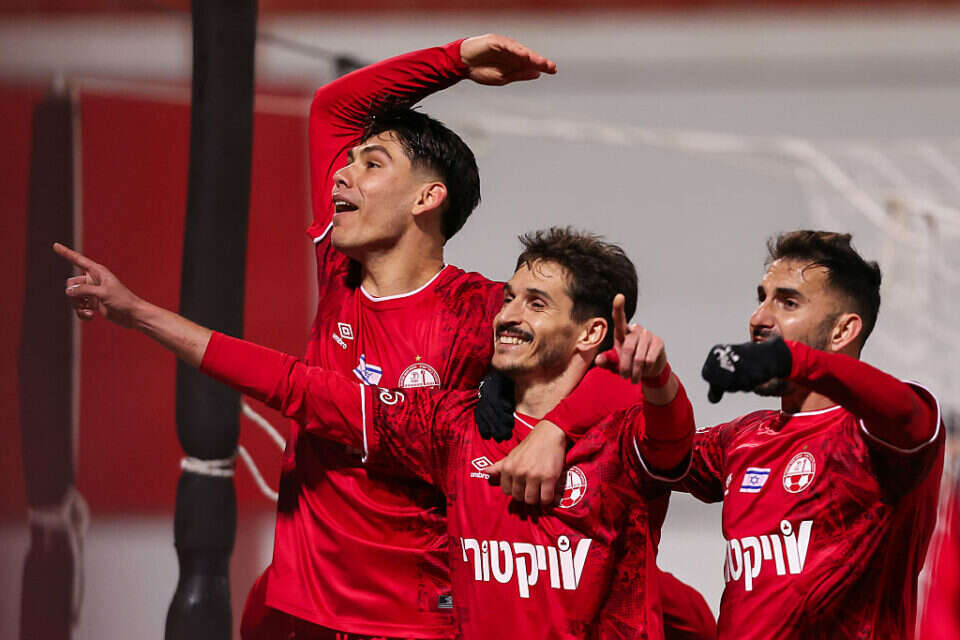 הפועל באר שבע חוגג ניצחון עשירי ברציפות , מאור אלקסלסי